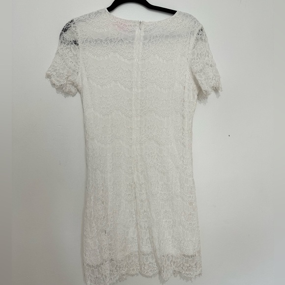 Pink Lily Boutique White Lace Short mini Dress size large - Picture 4 of 6